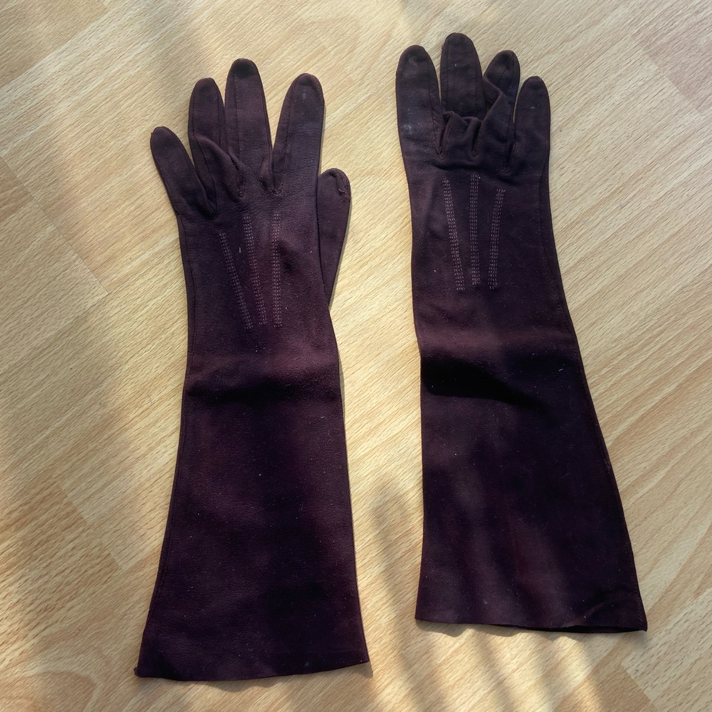 By Parker vintage brown suede gloves
